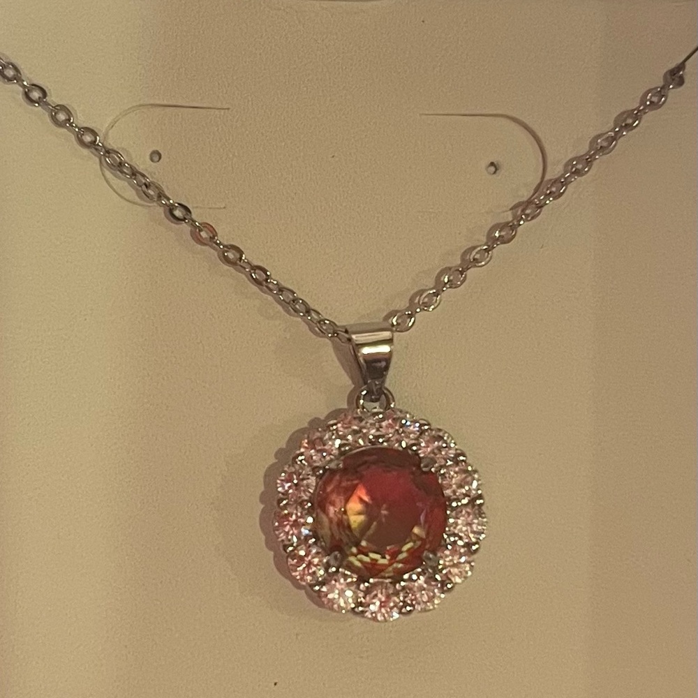NIB RING BOMB PARTY Ombré Watermelon & White Topaz Necklace - Picture 2 of 12